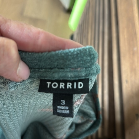 TORRID Womens 3X Waffle knit Top Shirt Green Floral Crew Neck cottagecore Cotton - Picture 8 of 9